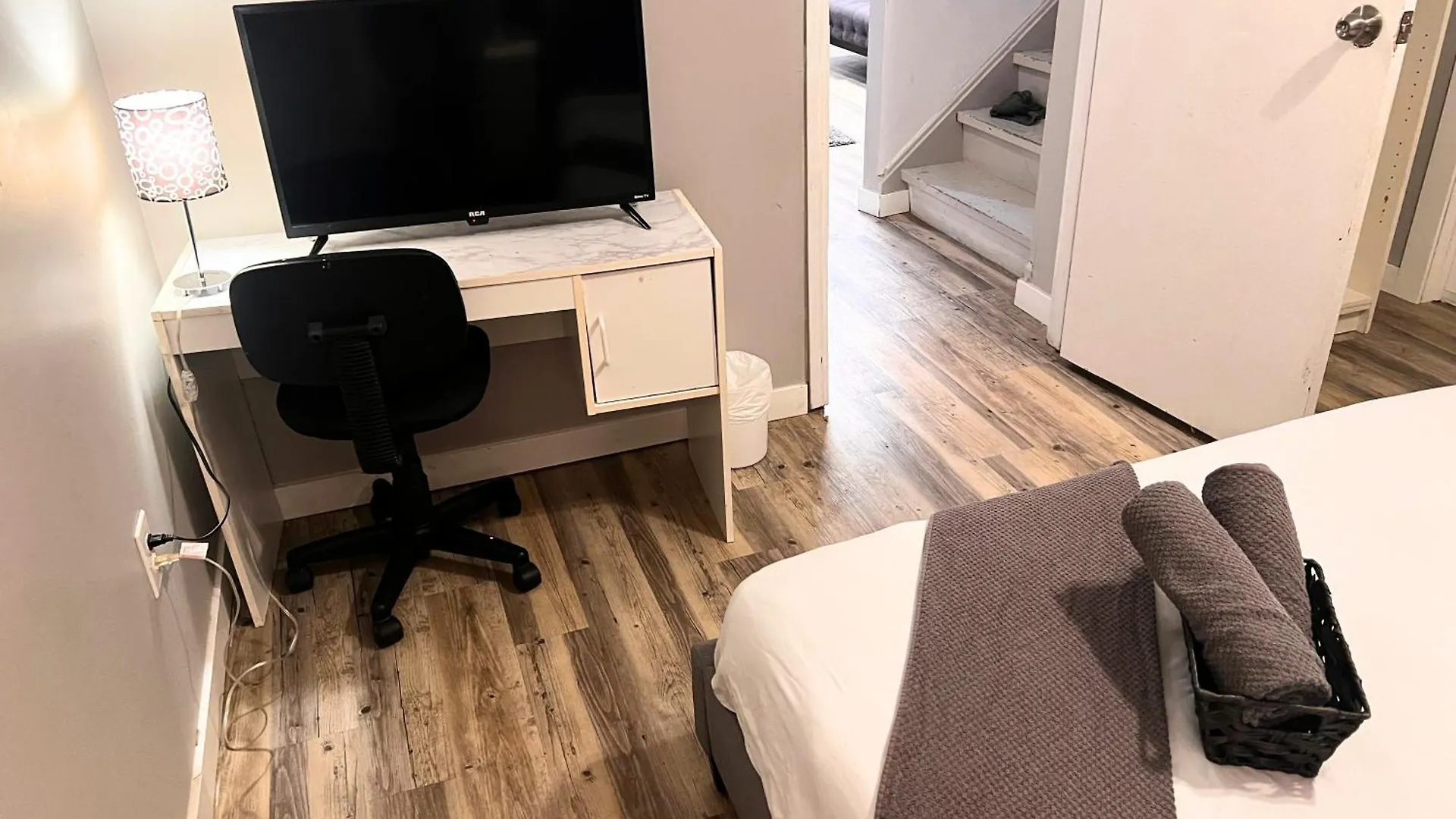 Vacation Home Near West Edmonton Mall