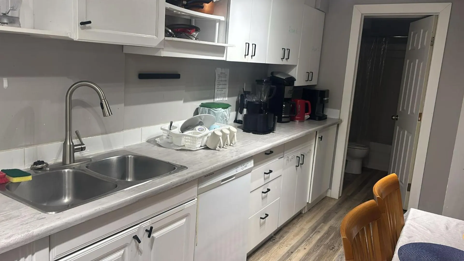Vacation Home Near West Edmonton Mall